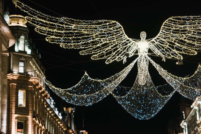 London Christmas Lights Sightseeing Tour